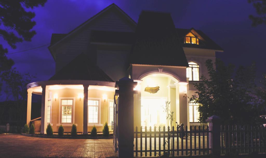 Romeo & Juliet Guesthouse Dalat Екстериор снимка